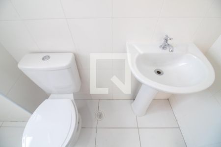 Apartamento para alugar com 43m², 2 quartos e sem vaga Apartamento para alugar com 43m², 2 quartos e sem vagaBanheiro