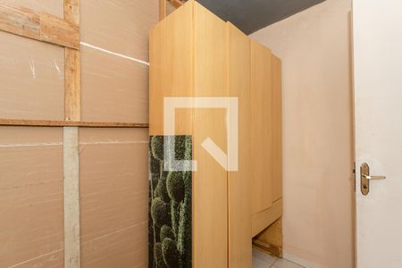Casa à venda com 60m², 5 quartos e 3 vagas Casa à venda com 60m², 5 quartos e 3 vagasDespensa