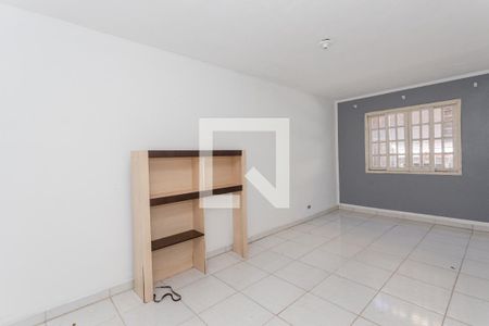 Casa à venda com 60m², 5 quartos e 3 vagas Casa à venda com 60m², 5 quartos e 3 vagasQuarto 2