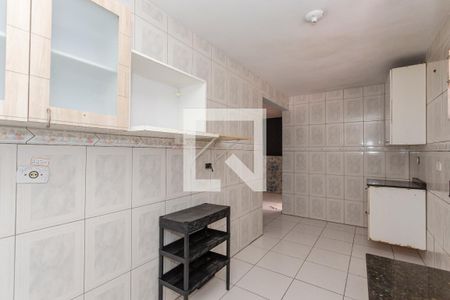Casa à venda com 60m², 5 quartos e 3 vagas Casa à venda com 60m², 5 quartos e 3 vagasCozinha