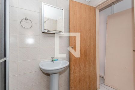 Casa à venda com 60m², 5 quartos e 3 vagas Casa à venda com 60m², 5 quartos e 3 vagasBanheiro