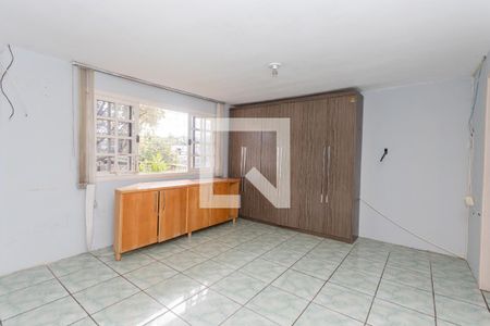 Casa à venda com 60m², 5 quartos e 3 vagas Casa à venda com 60m², 5 quartos e 3 vagasSuite