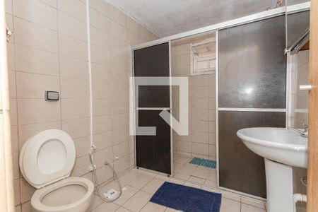 Casa à venda com 60m², 5 quartos e 3 vagas Casa à venda com 60m², 5 quartos e 3 vagasBanheiro