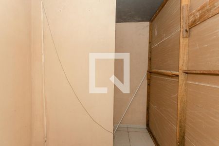 Casa à venda com 60m², 5 quartos e 3 vagas Casa à venda com 60m², 5 quartos e 3 vagasDespensa