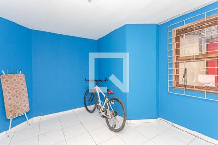 Casa à venda com 60m², 5 quartos e 3 vagas Casa à venda com 60m², 5 quartos e 3 vagasQuarto 1