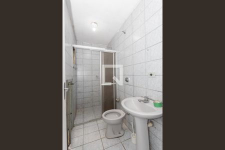 Casa à venda com 60m², 5 quartos e 3 vagas Casa à venda com 60m², 5 quartos e 3 vagasBanheiro