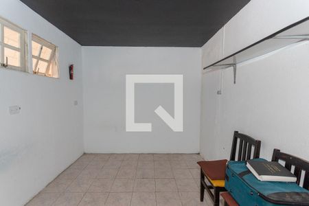 Casa à venda com 60m², 5 quartos e 3 vagas Casa à venda com 60m², 5 quartos e 3 vagasQuarto 3