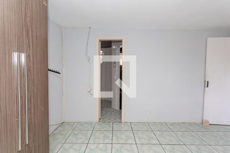 Casa à venda com 60m², 5 quartos e 3 vagas Casa à venda com 60m², 5 quartos e 3 vagasSuite
