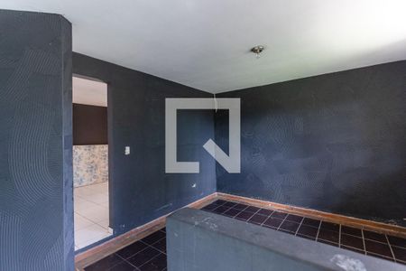 Casa à venda com 60m², 5 quartos e 3 vagas Casa à venda com 60m², 5 quartos e 3 vagasSala