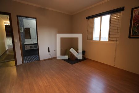 Casa para alugar com 300m², 4 quartos e 5 vagasSuite 2