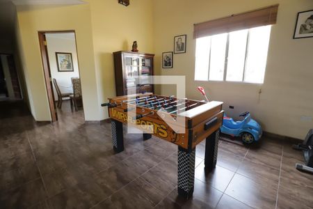 Casa para alugar com 300m², 4 quartos e 5 vagasMesanino