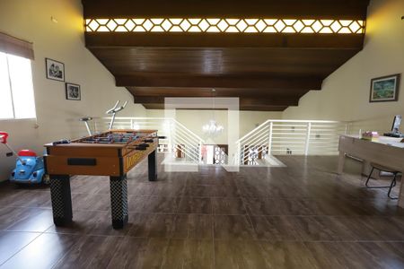 Casa para alugar com 300m², 4 quartos e 5 vagasMesanino