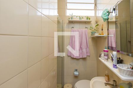 Casa à venda com 180m², 3 quartos e 2 vagasBanheiro 2