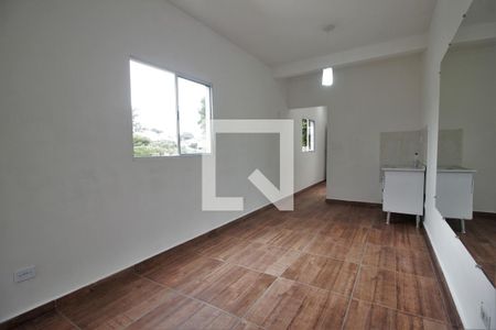 Sala/Cozinha de casa para alugar com 1 quarto, 48m² em Jardim Kuabara, Taboão da Serra