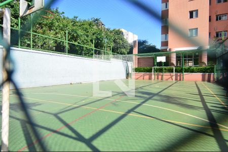 Apartamento à venda com 80m², 3 quartos e 1 vagaÁrea comum - quadra