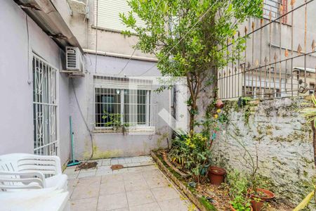 Apartamento à venda com 42m², 2 quartos e sem vaga Apartamento à venda com 42m², 2 quartos e sem vagaÁrea externa