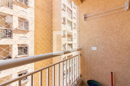 Apartamento para alugar com 64m², 3 quartos e 1 vaga Apartamento para alugar com 64m², 3 quartos e 1 vagaVaranda