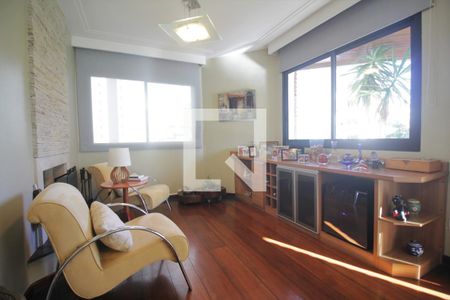 Sala de apartamento à venda com 4 quartos, 225m² em Vila Suzana, São Paulo