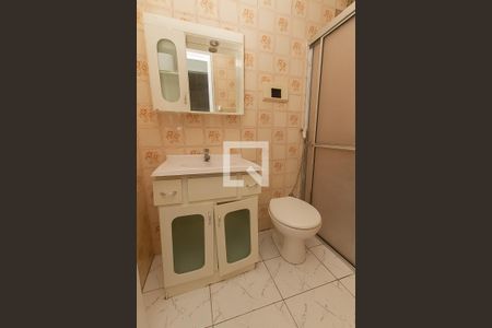 Banheiro de apartamento à venda com 1 quarto, 54m² em Rubem Berta, Porto Alegre