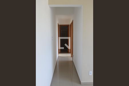 Corredor de apartamento para alugar com 2 quartos, 62m² em Alcantara, São Gonçalo