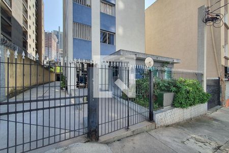 Apartamento para alugar com 45m², 1 quarto e 1 vagaFachada