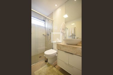 Apartamento à venda com 78m², 3 quartos e 1 vaga Apartamento à venda com 78m², 3 quartos e 1 vagaBanheiro