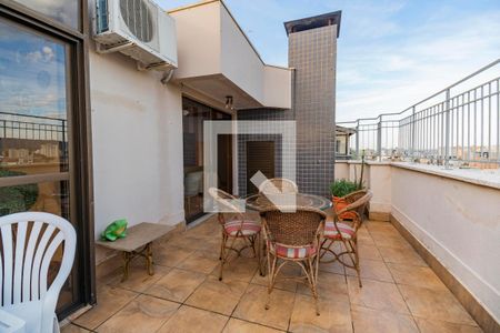 Apartamento à venda com 157m², 3 quartos e 2 vagasVaranda