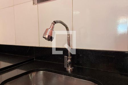 Casa para alugar com 55m², 1 quarto e sem vagaBanheiro - Torneira