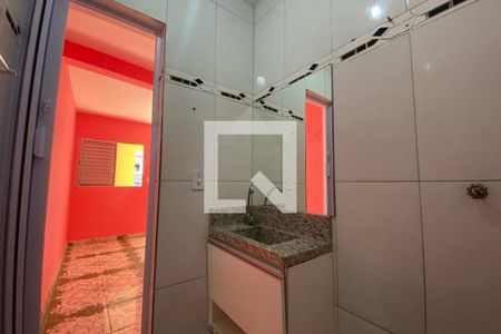 Casa para alugar com 55m², 1 quarto e sem vagaBanheiro