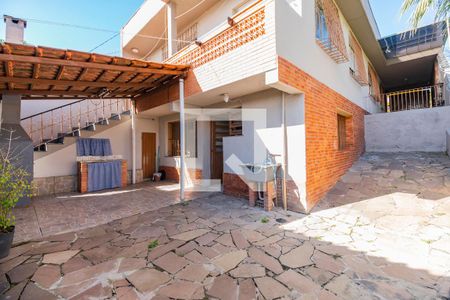 Casa à venda com 150m², 7 quartos e 3 vagasLavaderia com Churrasqueira