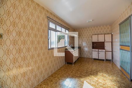 Casa à venda com 150m², 7 quartos e 3 vagasCozinha 1