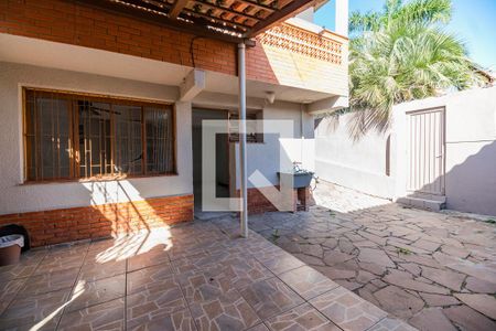 Casa à venda com 150m², 7 quartos e 3 vagasLavaderia com Churrasqueira