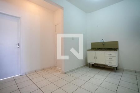 Apartamento para alugar com 72m², 2 quartos e sem vagaCozinha