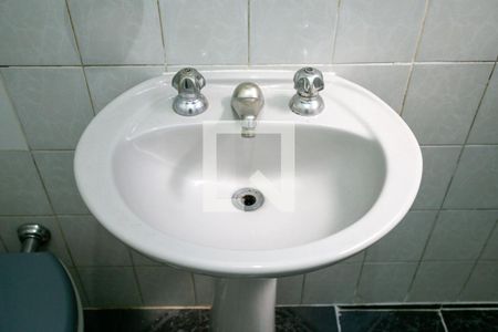 Apartamento para alugar com 72m², 2 quartos e sem vagaBanheiro