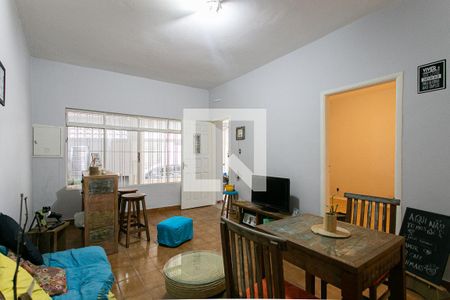 Casa à venda com 2 quartos, 144m² em Vila Bertioga, São Paulo