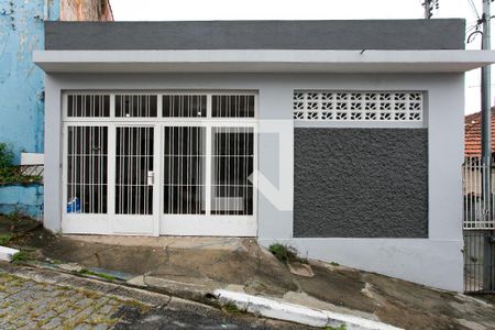Fachada de casa à venda com 2 quartos, 144m² em Vila Bertioga, São Paulo