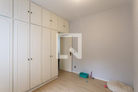 Quarto 2 de casa à venda com 2 quartos, 144m² em Vila Bertioga, São Paulo