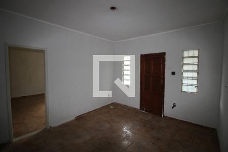 Casa para alugar com 300m², 3 quartos e 5 vagasSala