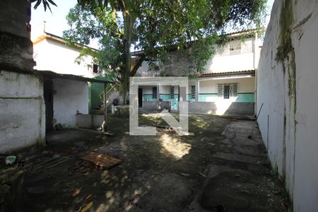 Casa para alugar com 300m², 3 quartos e 5 vagasQuintal