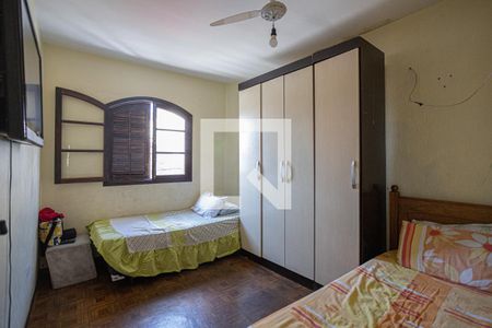 Casa à venda com 255m², 4 quartos e 2 vagasQuarto 2