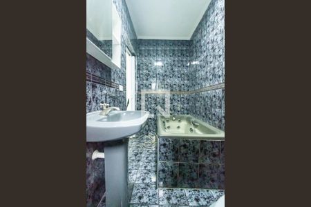 Casa à venda com 200m², 3 quartos e 2 vagasBanheiro do Quarto 3