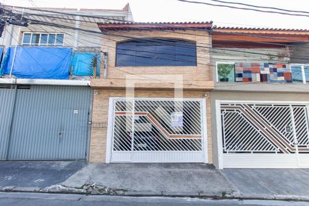 Casa à venda com 200m², 3 quartos e 2 vagasFachada