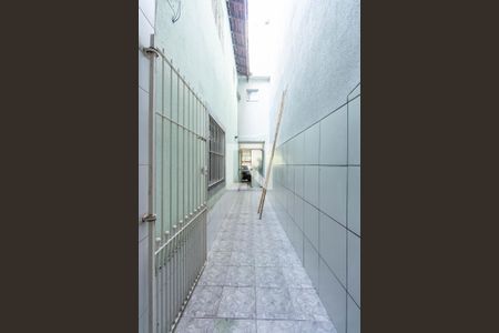 Casa à venda com 200m², 3 quartos e 2 vagasCorredor