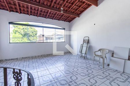 Casa à venda com 200m², 3 quartos e 2 vagasVaranda
