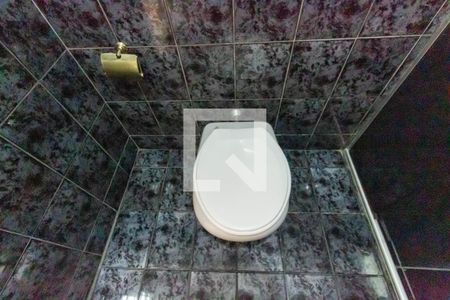 Casa à venda com 200m², 3 quartos e 2 vagasBanheiro 3