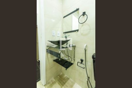 Casa à venda com 200m², 3 quartos e 2 vagasBanheiro 2