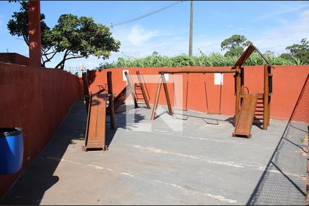 Apartamento à venda com 48m², 2 quartos e 1 vaga Apartamento à venda com 48m², 2 quartos e 1 vagaPlayground