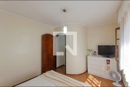 Casa à venda com 240m², 3 quartos e 2 vagasQuarto 1