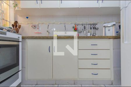 Casa à venda com 240m², 3 quartos e 2 vagasCozinha