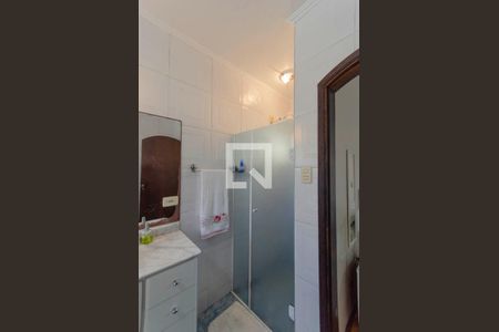 Casa à venda com 240m², 3 quartos e 2 vagasBanheiro Suíte